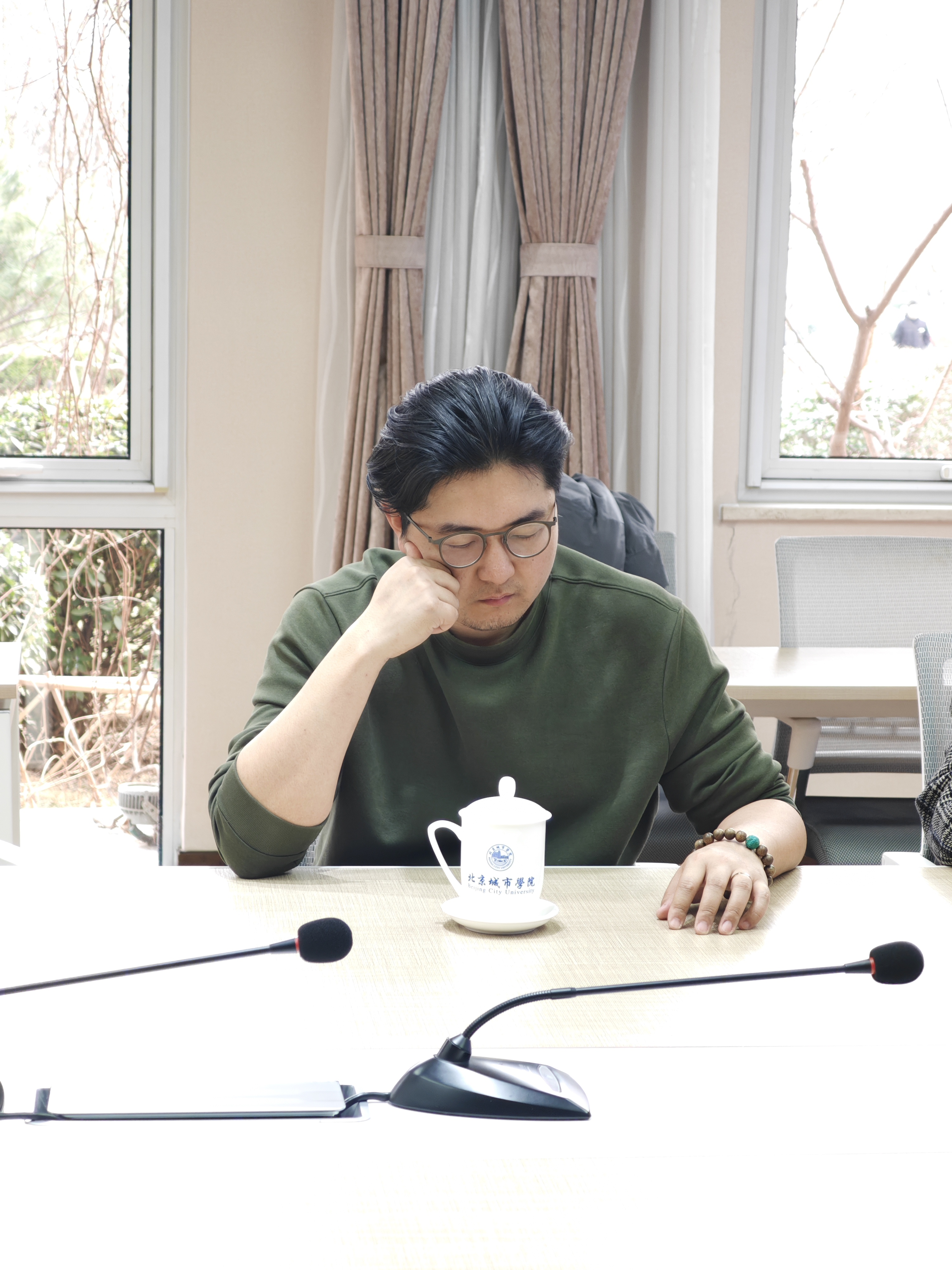 张一弘工作照